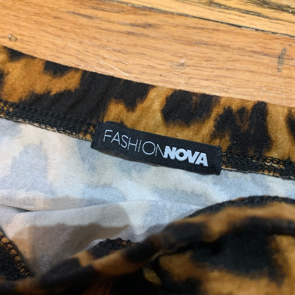 Fashion Nova “In Your Wildest Dreams” Leopard Set - Picture 4 of 4